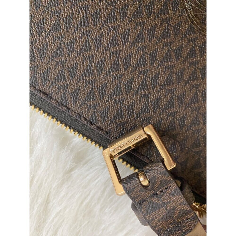 Michael Kors Mk Signature Sleek Fanny Pack Belt Wallet Waist Bag Small Chocolate - Picture 3 of 9